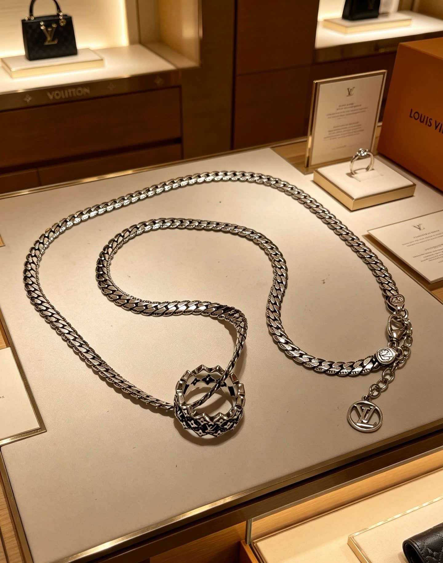 Louis Vuitton Silver Chain Necklace with Flower Pendant